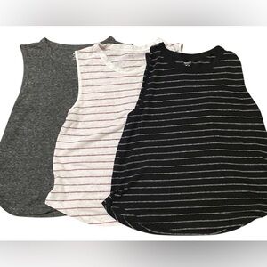 Old Navy Cute Tank Top Bundle Medium Petite Striped